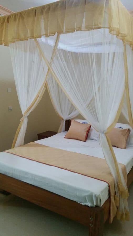 Jambo Travellers Hotel Mtwapa Dış mekan fotoğraf